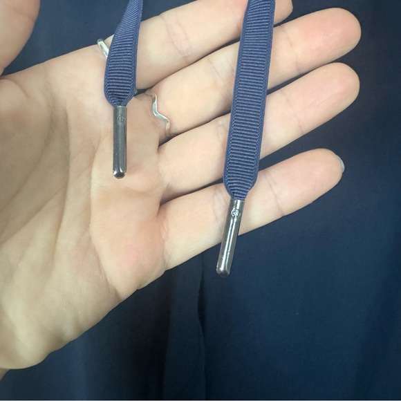 Lululemon On The Fly Pant Woven Tall 33" Inseam True Navy size 14 Tall - Picture 5 of 12